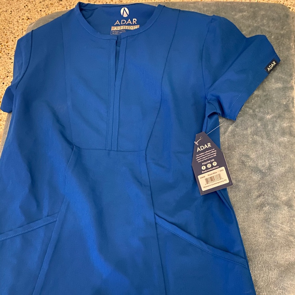New ROYAL BLUE scrub set